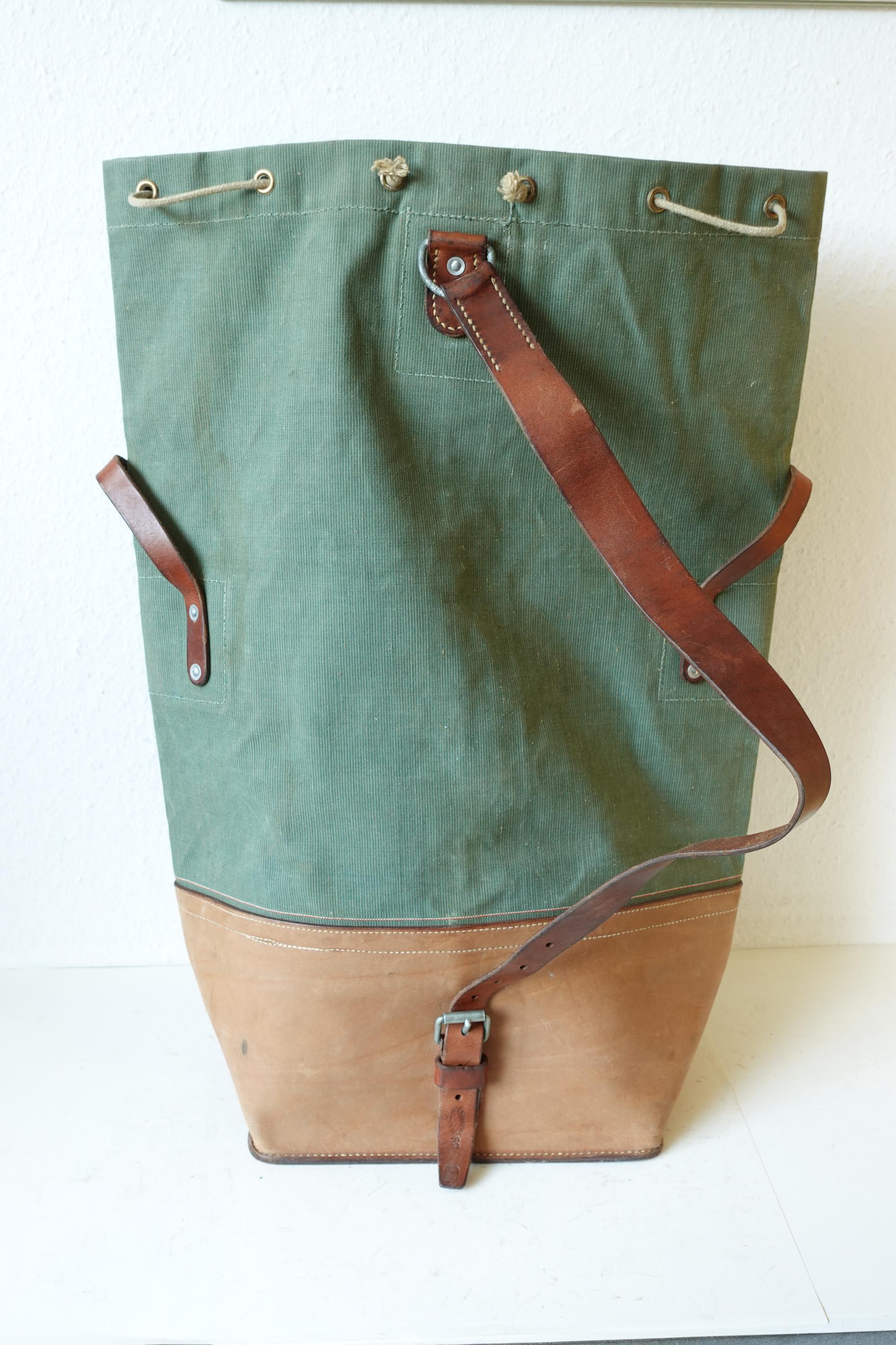 Superb Large Swiss Army Military Sea Bag Backpack Canvas Leather