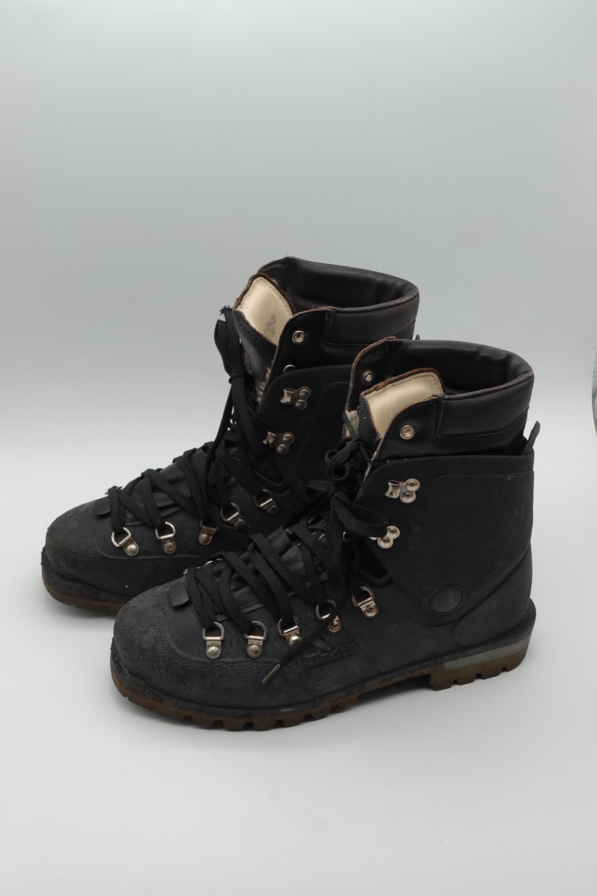 Original RAICHLE Schalenschuh Swiss, Army Mountain Hiking Leather