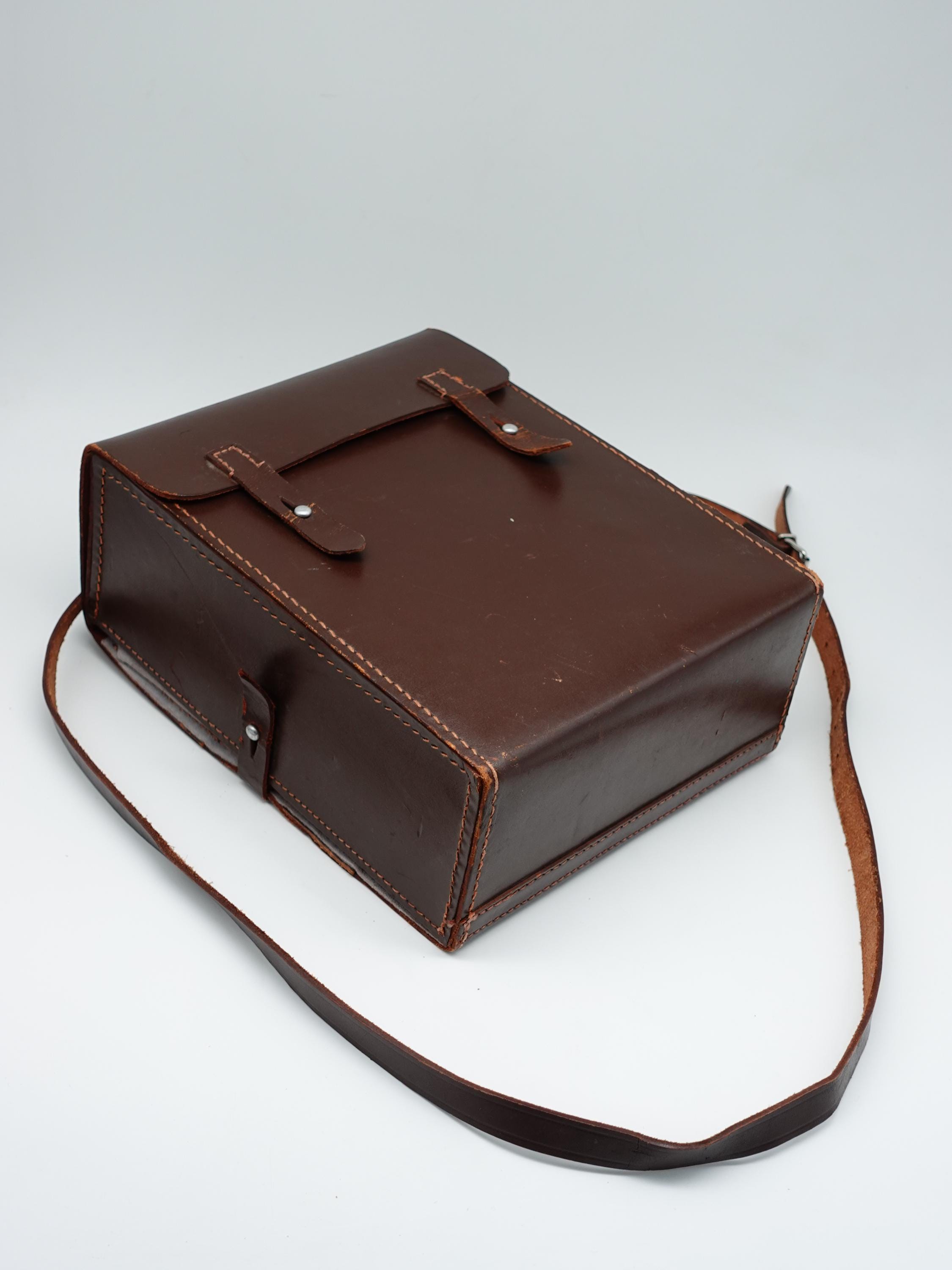 WW2 Swiss Red Cross Leather Bag Medic Paramedic Civil WWII Army