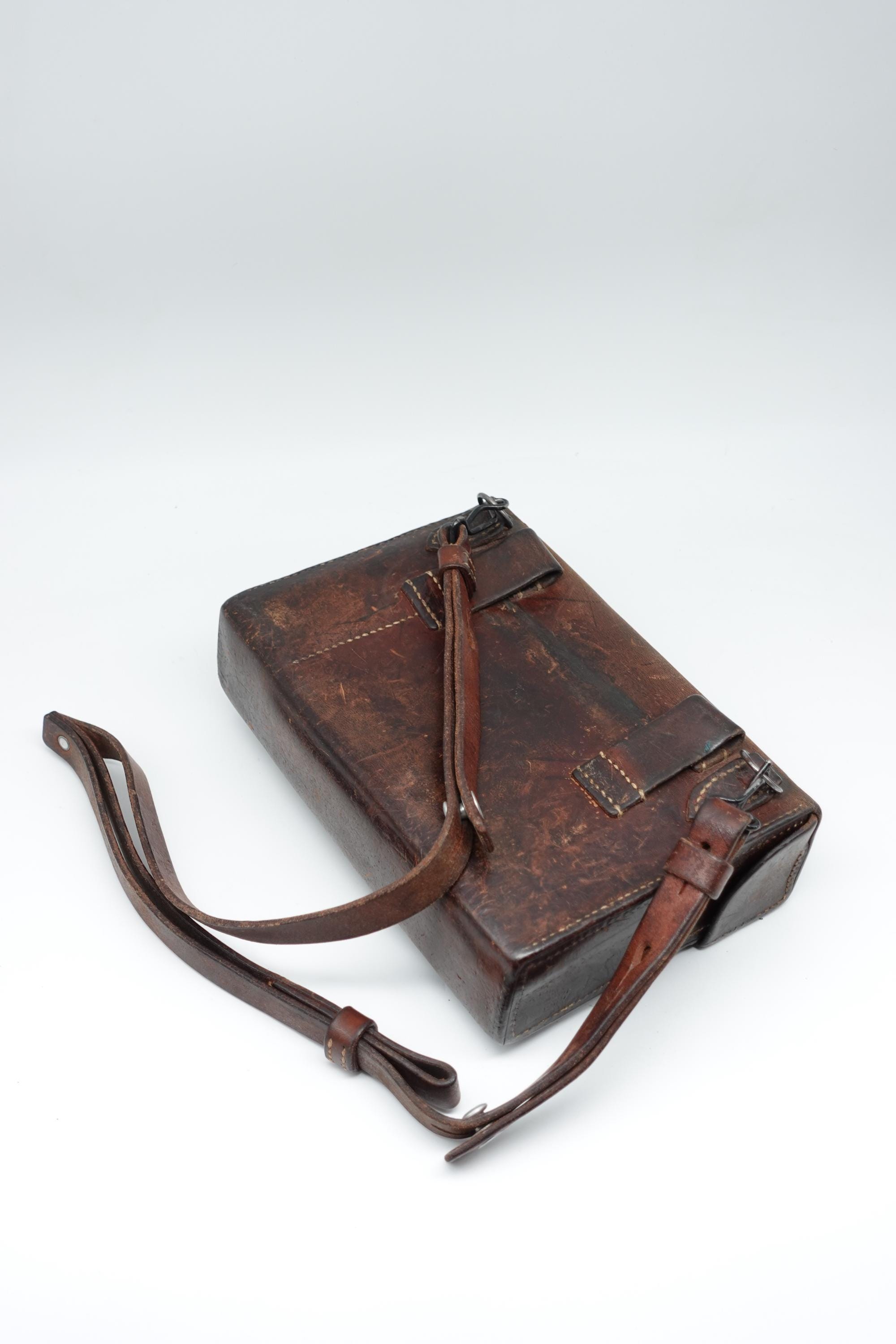 Stunning Swiss Army Military Officer Leather Bag Vintage Medic