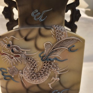 Dragon Ware Moriage Art vase