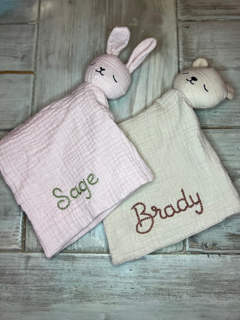 Hand embroidered personalized baby blanket, custom baby lovey, baby shower gift image 4