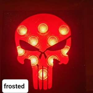 outlined Skull hitch cover light, trailer light, truck hitch cover