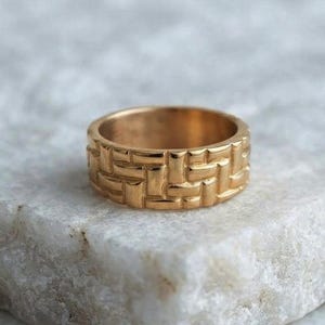 Woven Band Ring, Textured Gold Ring, Brick Pattern Statement Ring, Chunky Band Ring, Minimalist Gold Band, Unisex Everyday Jewelry