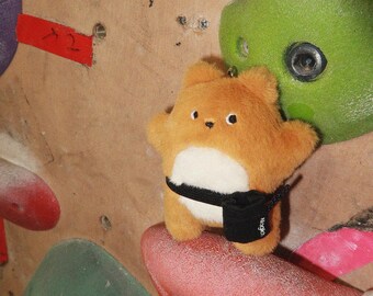 ALLTAGLICH Handmade Climb Bear Keychain - WoodBrown