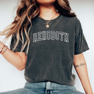 REHOBOTH Shirt, COMFORT COLORS T-shirt, Rehoboth Bachelorette Tee, Rehoboth Girl&#39;s Trip, Rehoboth Beach Tee, Oversized College Shirt.