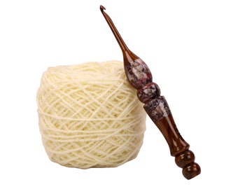 Crochets en bois faits main avec mélange de résine époxy pour tricoter et crocheter Crochet/aiguille ergonomiques de 5 mm, 5,5 mm et 6 mm de tailles différentes