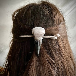 3D Printed Crow Skull Hair Pin, Witchy Gothic Cosplay Accessory