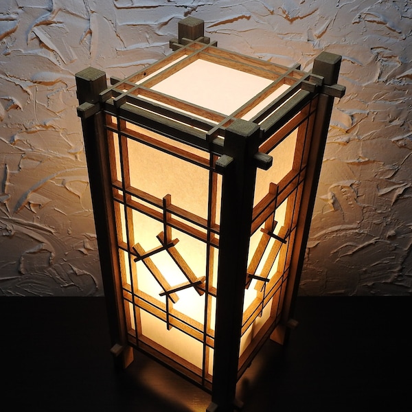 Shōji lamp, table lamp, Kumiko