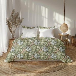 William Morris Golden Lily Microfiber Duvet Cover Luxurious Duvet Cover Maximalist Decor Elegant Floral Vintage Style Craftsman Decor