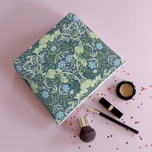 Modern William Morris Seaweed Cotton Cosmetic Bag Luxury Travel Organizer Artistic Toiletry Bag Durable Travel Pouch Classic Design Pouch