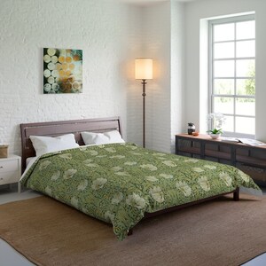 William Morris Floral Comforter Luxurious Comforter Lovely Floral Maximalist Bedding Summer Comforter Craftman Bedding Luxury Comforter
