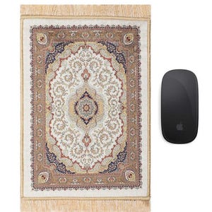Türkischer Mini Teppich Maus Pad | Weisser Orientteppich Mousepad mit Quasten | Geschenk für Schreibtisch & Büro | Türkischer Mini Teppich Maus Pad