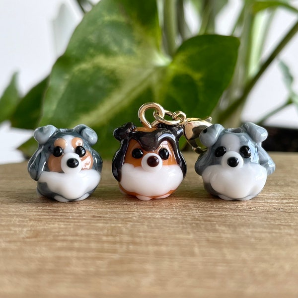 Perles de verre Sheltie, minuscules, chiens de berger, clip sur / porte-clés / breloque pour sangle de téléphone, travail au chalumeau fait main, accessoires miniatures mignons, cadeau pour maman chien