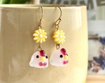 Tiny Adult Chicken Hen Earrings (9x11mm): Handmade Lampwork Glass Animal,  Natural Shell Daisy Flower, Rooster Jewelry