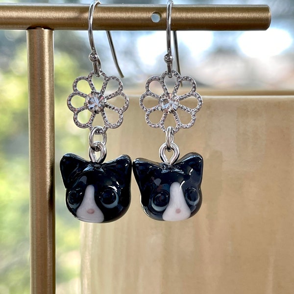 Tuxedo Cat Earrings, Gold / Silver Plated, Black & White Cat Head, Bicolor Cat, Cute, Kawaii, Dainty, Cat Mom Gift, Tuxedo Cat Jewelry