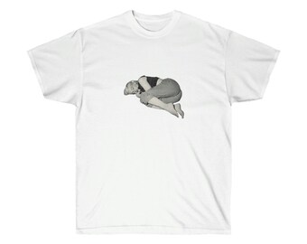 Dreamy Marilyn Monroe - Classic Fit Baumwoll-T-Shirt mit ästhetischem Schwarz-Weiß-Druck von schlafendem Monroe