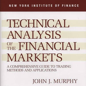 Puede incluir: Un libro titulado "Technical Analysis of the Financial Markets: A Comprehensive Guide to Trading Methods and Applications" de John J. Murphy. La portada del libro es roja y blanca con el título en negro.