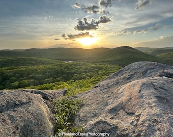 Sunset on the Hudson Valley New York. Summer Sunsets in Upstate New York. Nights on the Mountain Peaks, Home & Office Decor. Canvas Sunset