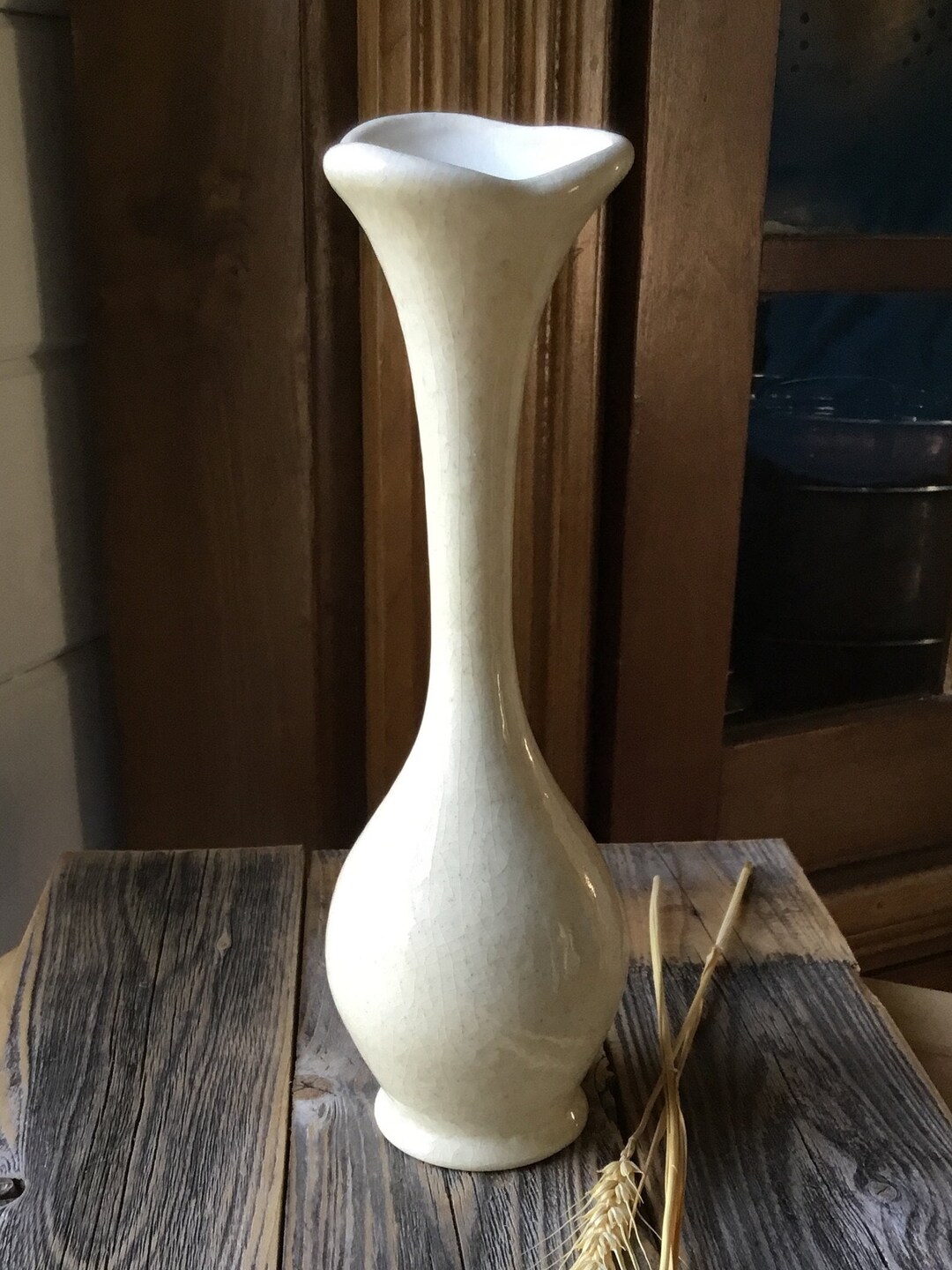 Vintage Hand Made and Signed Beige Bud Vase - Etsy