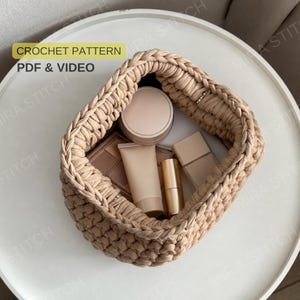 Padrão de nécessaire de crochê em PDF + vídeo, tutorial de nécessaire de maquiagem com fio de camiseta, ideal para iniciantes.