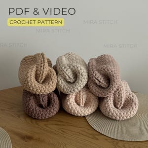 Travel Organizer Crochet Pattern | Bubble Pouch | Cosmetic Bag Tutorial | PDF & Video Guide
