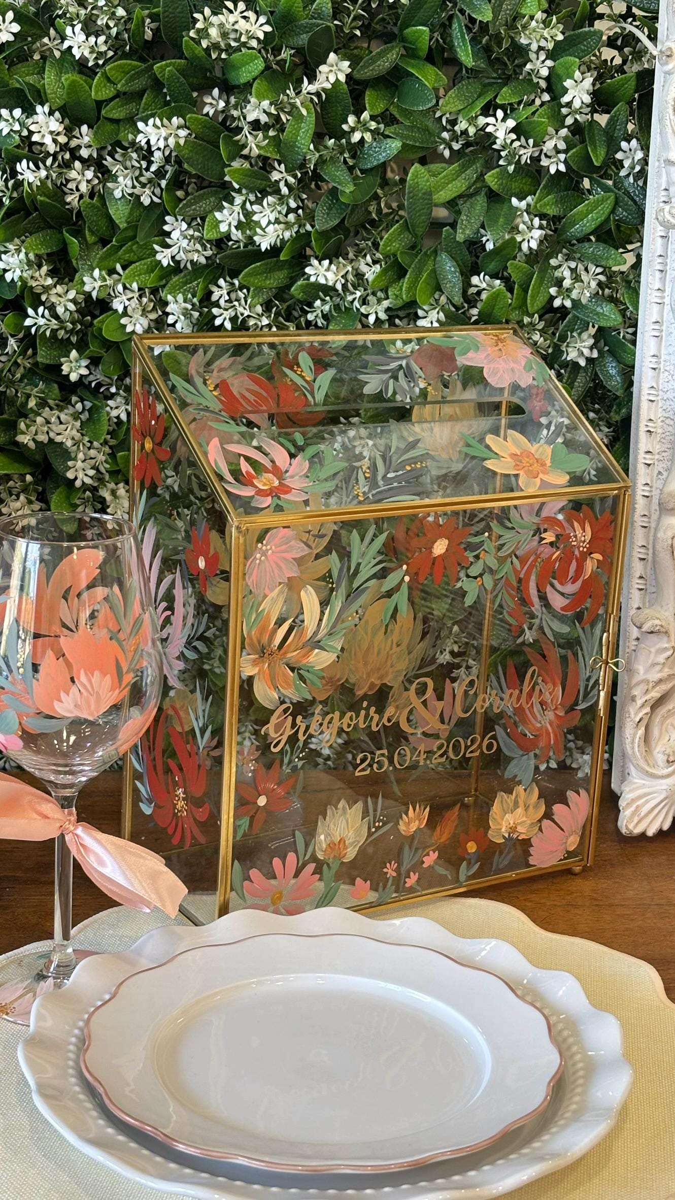 BOITE ANCIENNE, PILULIER en verre émaillé, TBE EUR 45,00 - FR