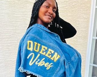 Stylish Women&#39;s Cropped Denim Jackets, Crop Jean Jackets For Ladies, Fashionable Cropped Jean Coats For Women, Cropped Jean Jacket For Women