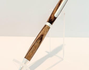 Lápiz mecánico de madera de zebrano hecho a mano con detalles en plata mate