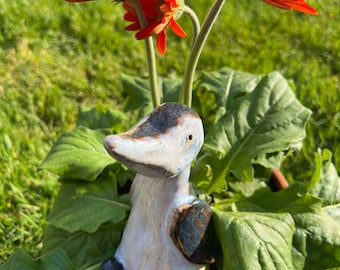 Insektenhotel/ Zaunhocker Pinguin, Blumentopf und Garten Deko, handgemachte Keramik