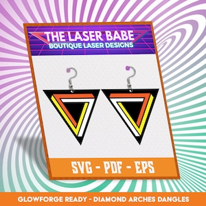 Puede incluir: Un par de pendientes triangulares negros con diseños geométricos naranja, amarillo y blanco. Los pendientes están etiquetados como "SVG - PDF - EPS" y "GLOWFORGE READY - DIAMOND ARCHES DANGLES".