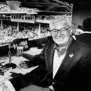 Budweiser's ad features Harry Caray announcing Cubs as World Series  champions