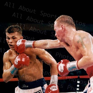 Micky Ward vs Arturo Gatti
