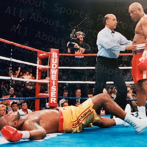 George Foreman Defeats Michael Moorer and Becomes Oldest Heavyweight Champ Ever