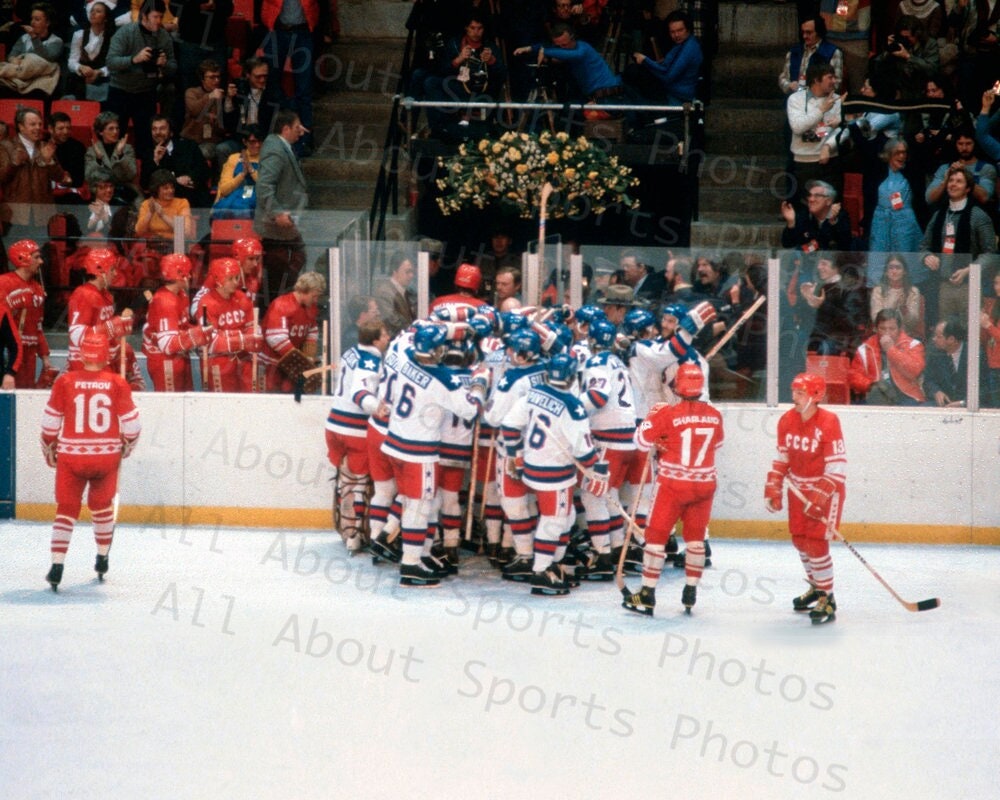 Rare XIII OLYMPIC WINTER GAMES Lake Placid 1980 Poster JIM CRAIG Miracle on Ice