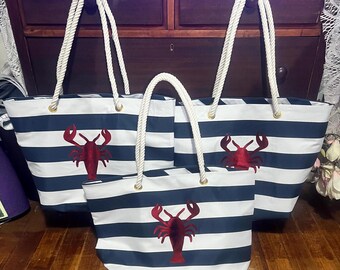 Bolsas de playa personalizadas con estampado náutico y neceser.