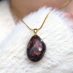 Natural Stone Charm, Natural Stone Necklace, Unique Jewelry, Handmade Jewelry, Beach Stone Pendant, Crystal Pendants, Gold Necklace Pendant