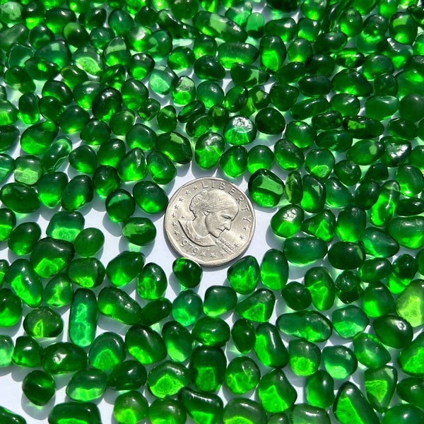 Light Green Glass Beads, Green Glass Beads, Green Sea Glass, Light Green Glass Pebbles, Glass Beads 8-10 mm, Very Tiny Sea Glass