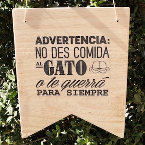 El gato se hace de querer