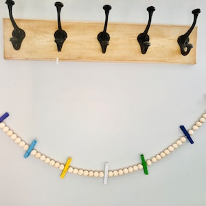 Kids Art Display/Wood Bead Clip Garland/Photo Garland/Playroom Decor/Kids Room Decor/Bead Garland/Kids Garland/Christmas Card Holder Garland