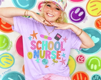Infermiera scolastica preppy PNG, Ritorno a scuola PNG, Design infermiera scolastica, Infermieristica PNG sublimazione, Scarabocchi