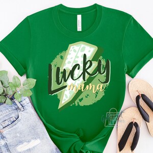 Lucky Mama St Patrick&#39;s Day Distressed Look Tshirt, St. Patrick&#39;s Day Shirt, Lucky Mama shirt, Mama Tshirt, Cadeau voor haar