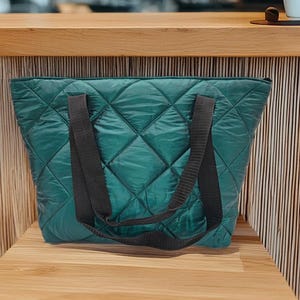 Quilted Puffer Tote Lightweight Soft Women&#39;s Puffer Bag for Everyday Work Travel Beach Handbag Double Handles Purse
