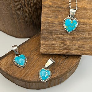 Kingman Necklace, Southwest design, Turquoise Pendant, Arizona Turquoise, Gifts for her, Heart pendant, holiday shopping, Kingman Turquoise