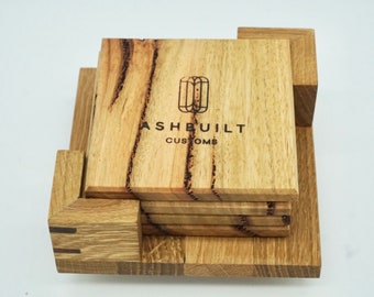 Posavasos con soporte. Set de regalo de posavasos de madera dura reciclada. Posavasos Messmate