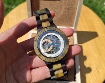 New mechanical style men's wooden watch with case