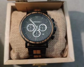 New wooden watch for men comes with a wooden case