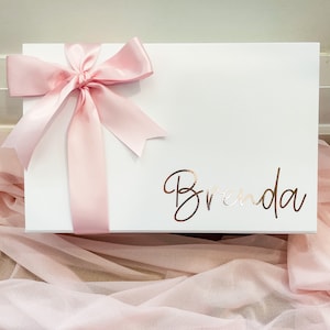 Boîte cadeau personnalisée | Boîte personnalisée | Boîte cadeau magnétique blanche | Coffret cadeau pour elle