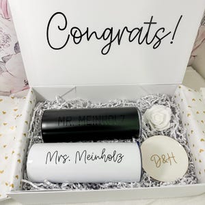 Coffret cadeau de fiançailles | Coffret cadeau couple | Cadeau de fiançailles | Porte-anneaux personnalisé | Gobelets pour les mariés | Gobelet personnalisé avec couvercle et paille