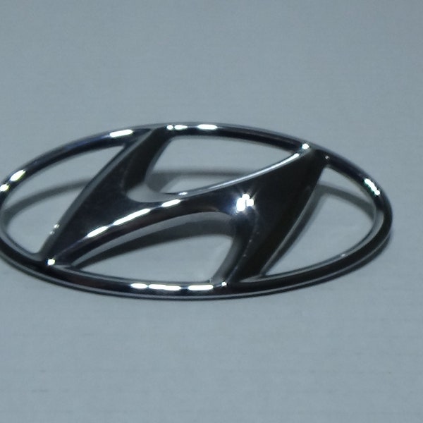 2011-2016 Hyundai Elantra Chrome Rear Trunk Emblem Logo